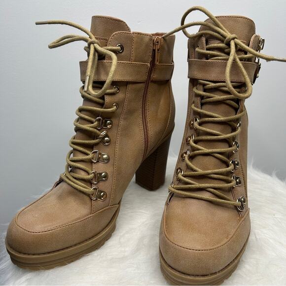 G BY GUESS Lace Up Booties Womens Size 9.5 Tan Heeled Boots Streetwear Utility - Picture 4 of 8